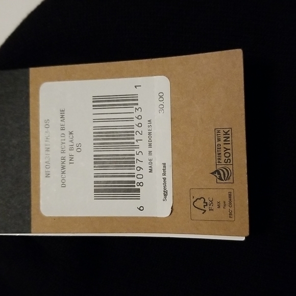 The North face winter hat - Picture 3 of 7